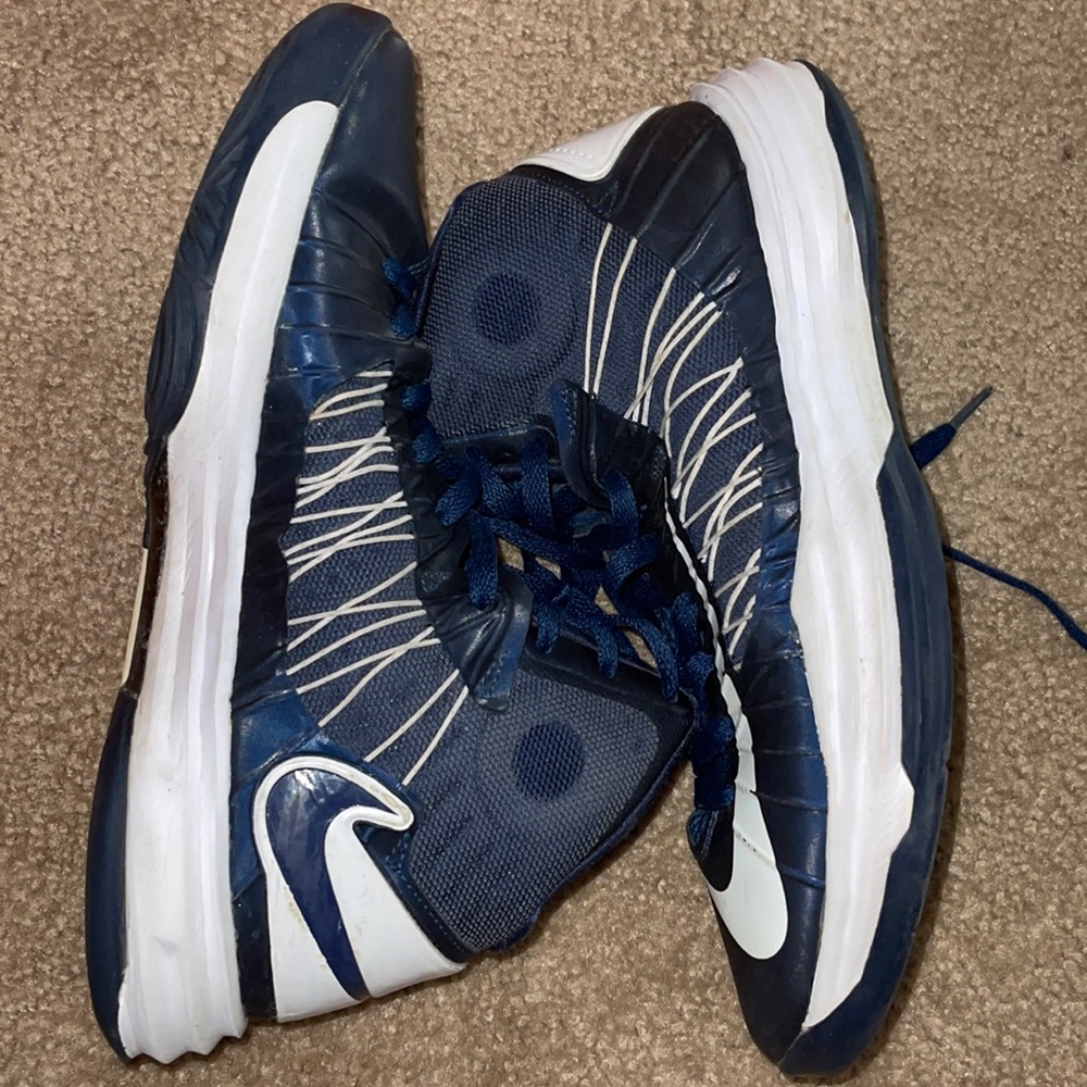 2012 navy hyperdunks